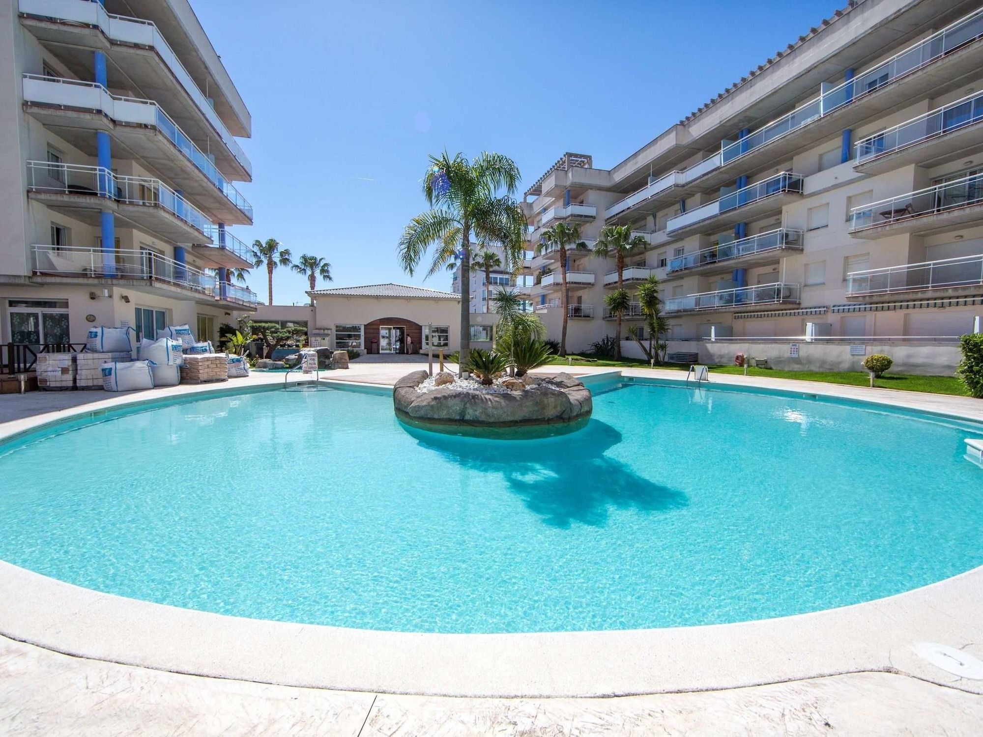 Port Canigo Apartments Roses Eksteriør billede